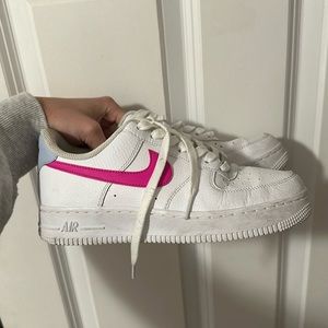 women’s Nike size 7 Air Force ones
